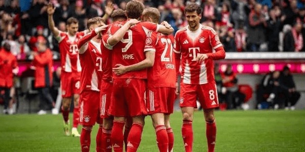 红牌毁一切？皇马3-2领先被翻盘，拜仁6-4晋级，半决赛硬刚大巴黎！