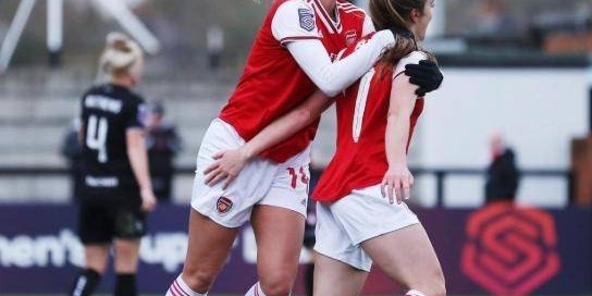 巴黎男足三冠王称雄，阿森纳女足欧冠逆转封后，2025金球奖俱乐部奖项看点十足