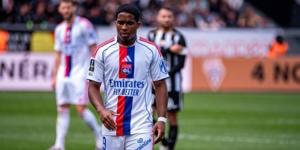 一日西甲动向：皇马会回购新人指挥官天才，穆里尼奥想回归