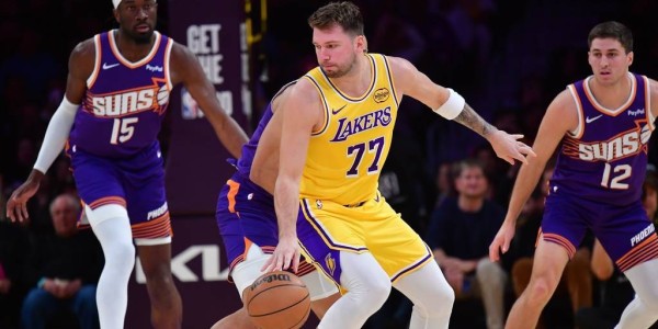 东契奇38+11詹姆斯10分 湖人负太阳7连胜被终结